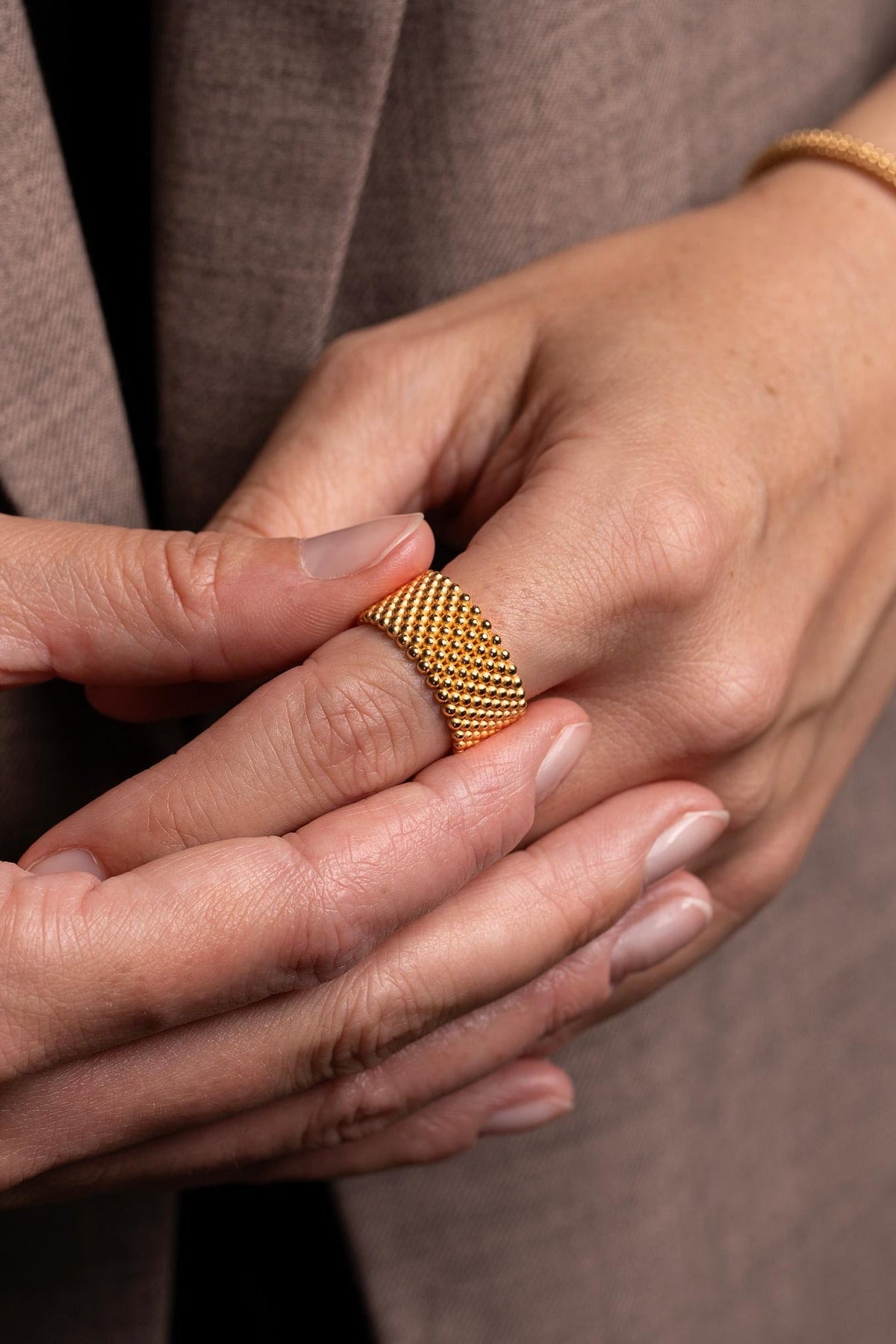 polka dots ring – obrovský