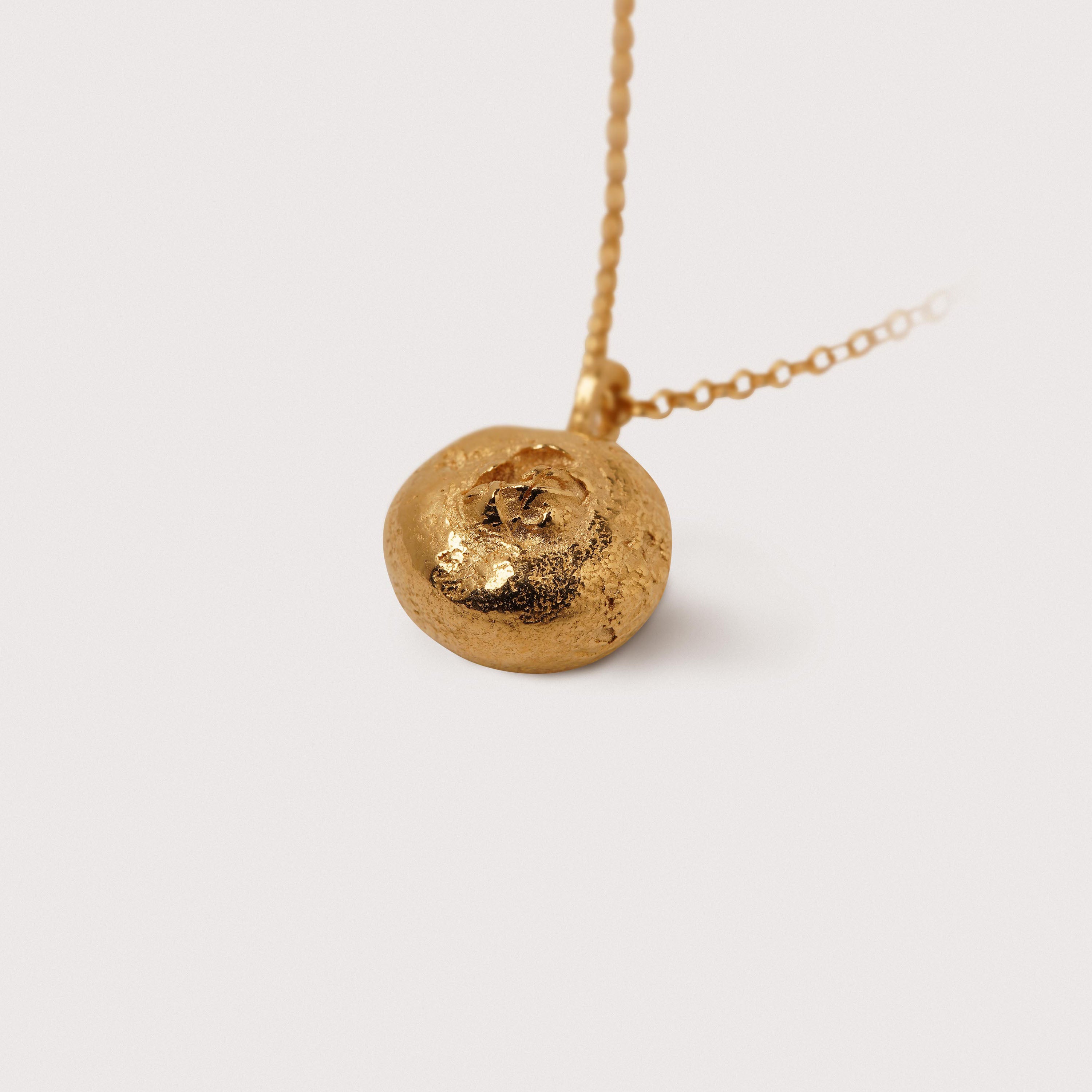 Blueberry pendant with chain