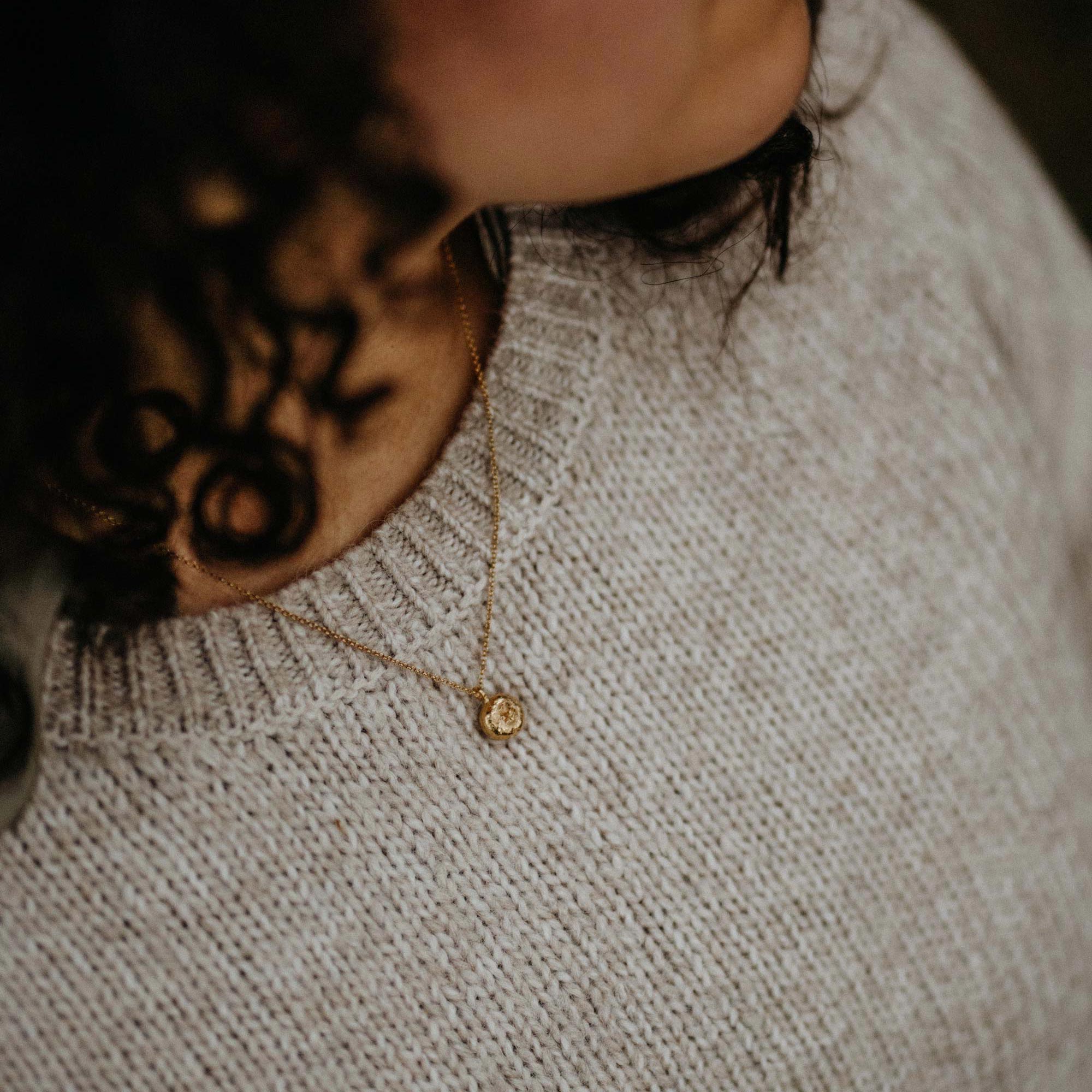 Blueberry pendant with chain