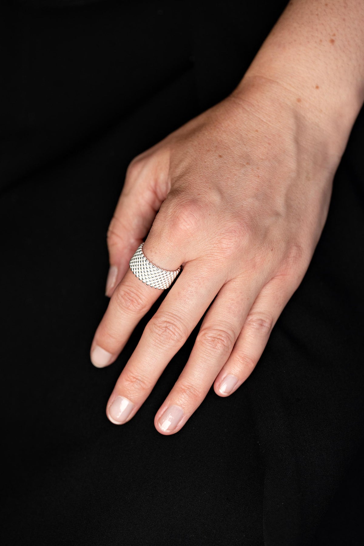 polka dots ring – obrovský