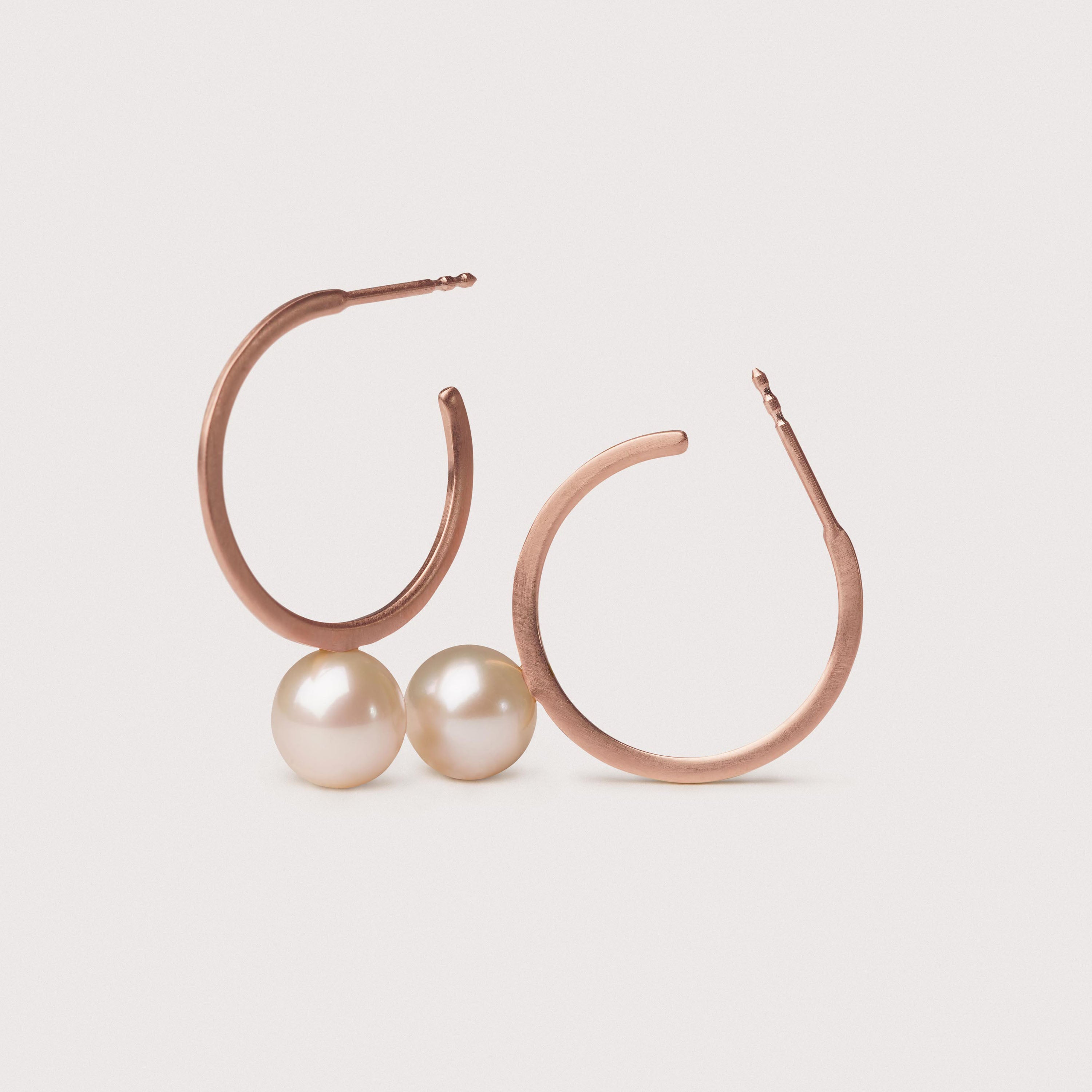 Earrings 295° with pearl