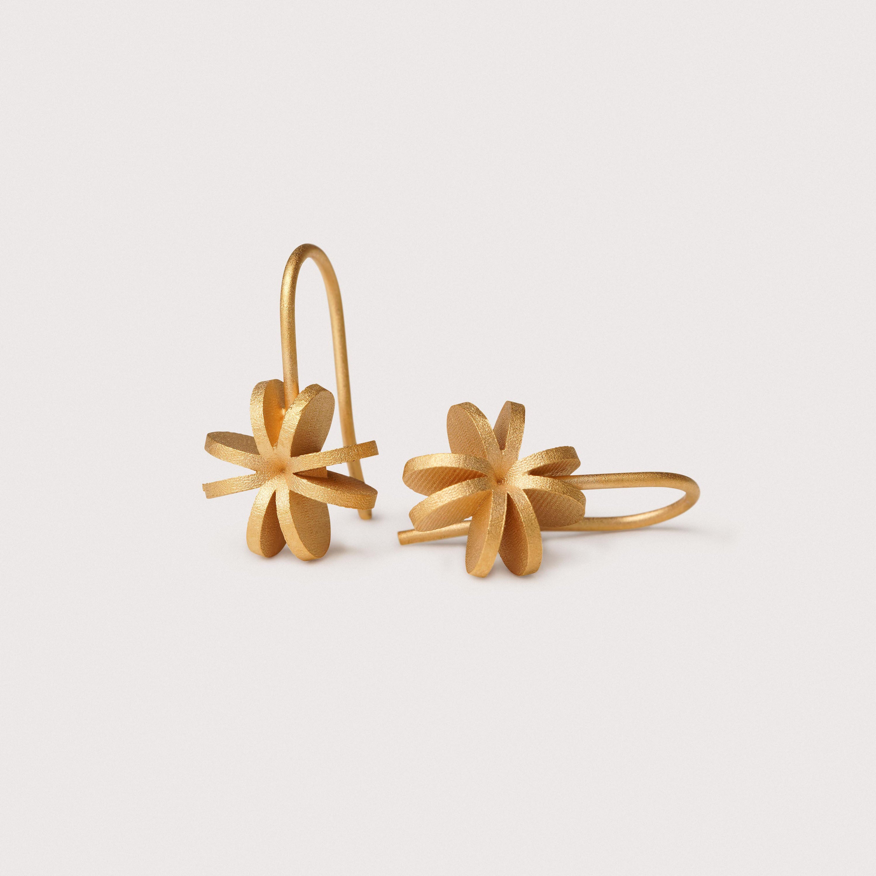 Le Pompon – Earrings