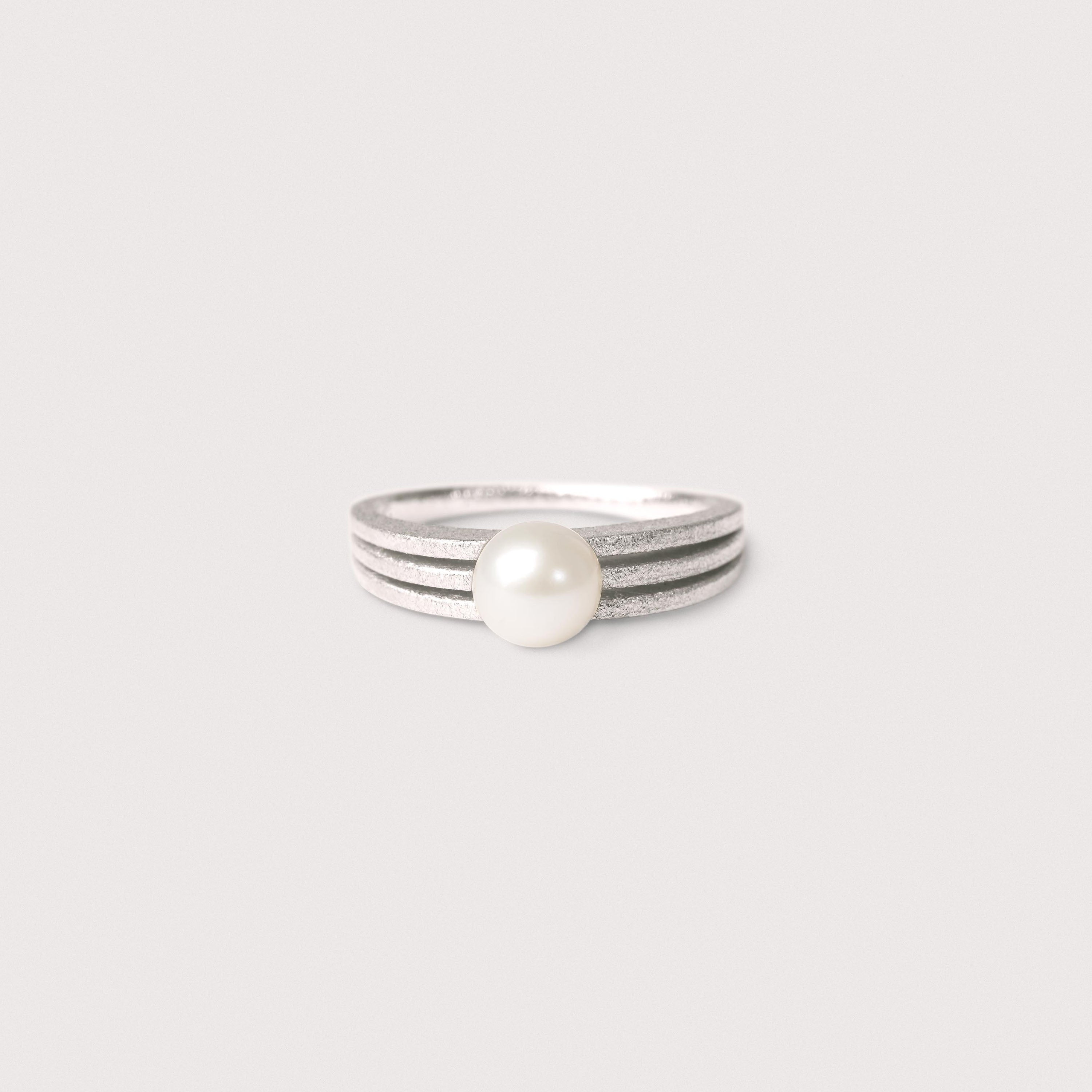 MegaPearls Ring