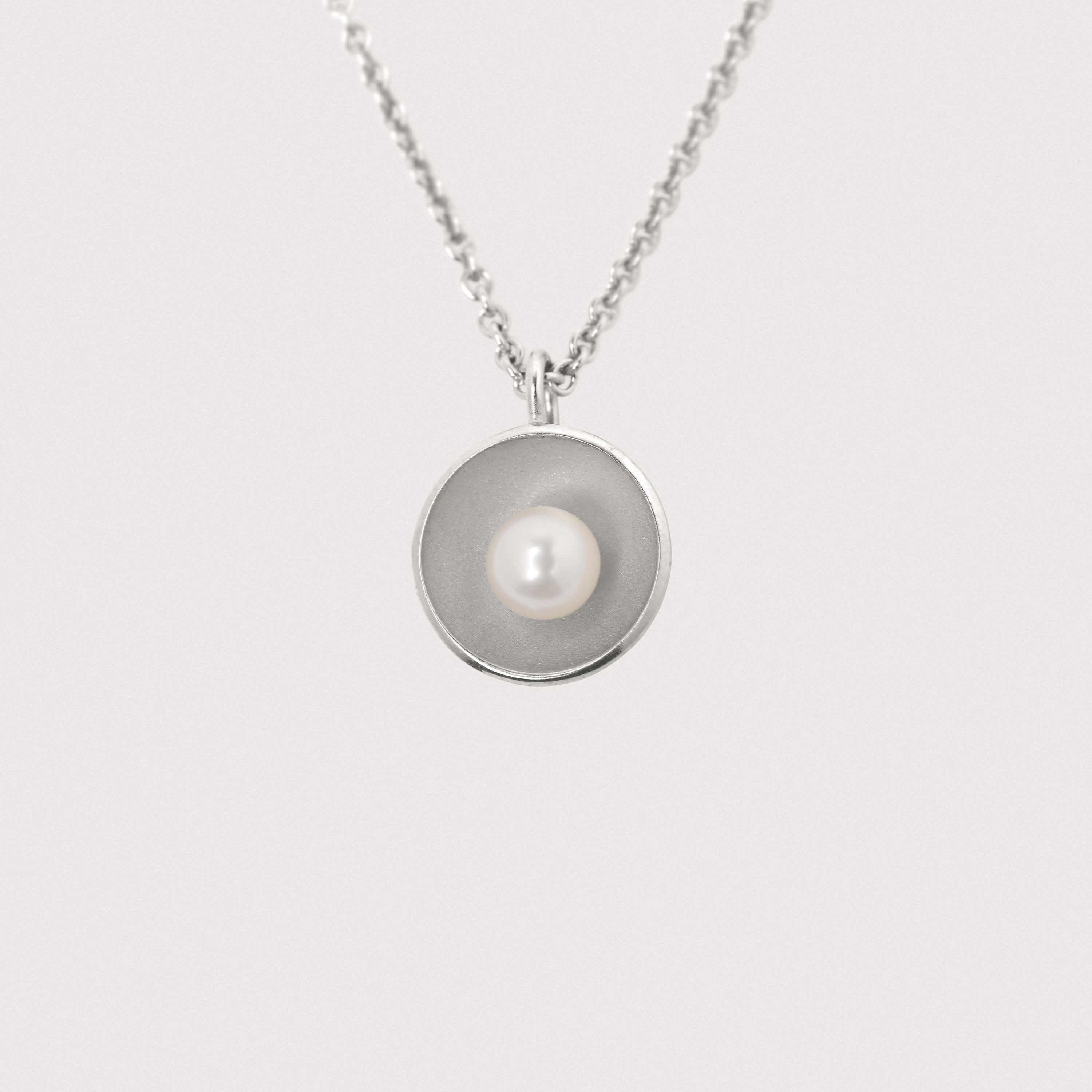 Sister of Pearl Pendant with Chain