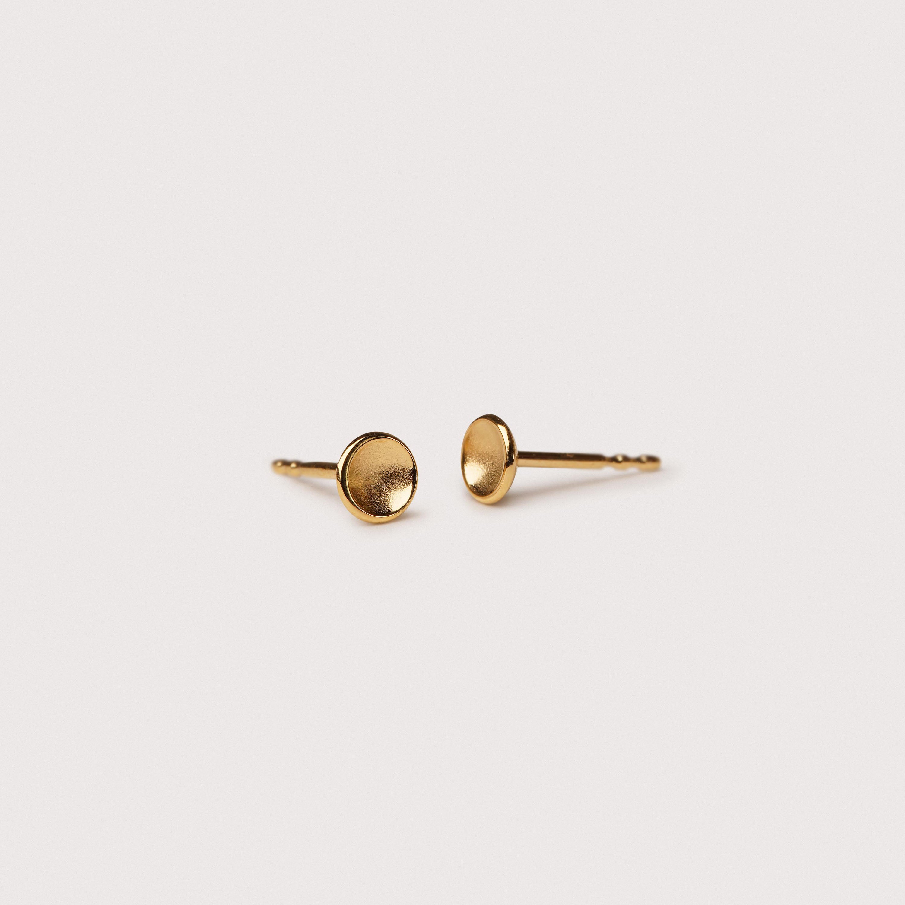 Sister of Pearl Stud Earrings